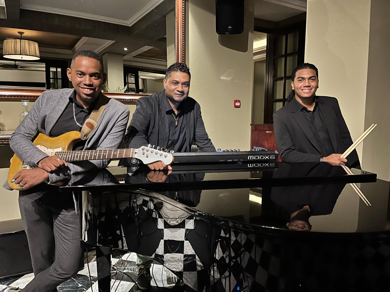 Live Band, Duo, Trio, Quartet & Big Band